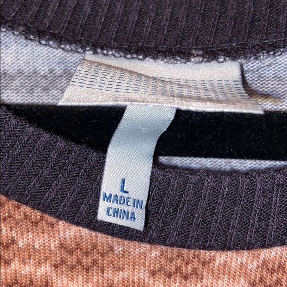 Freshwear long sleeve sweater large - Picture 2 of 8